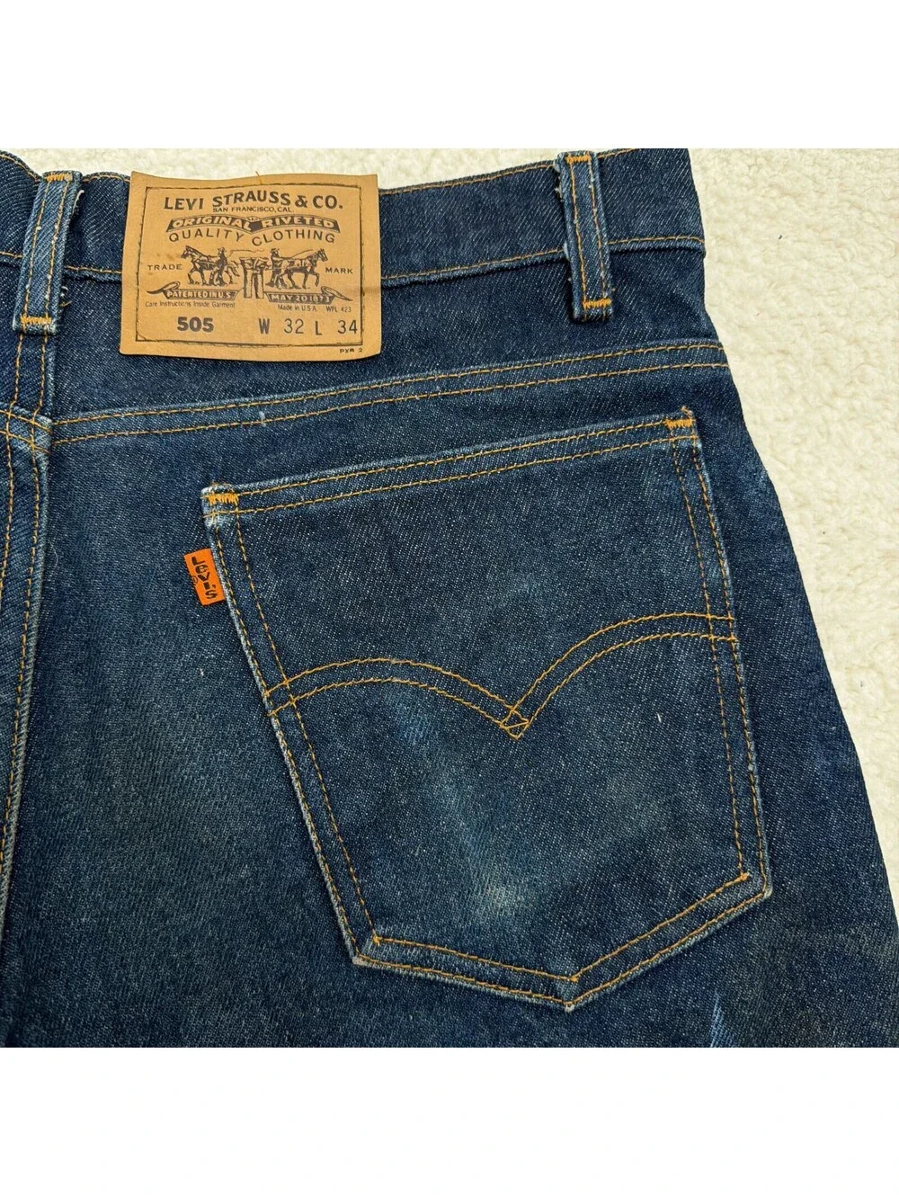 Levis Orange Tab 505 Mens 32x34 Dark Wash Straight Made in USA Vintage Denim